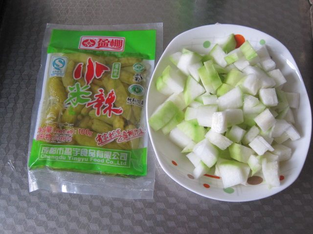 泡椒冬瓜步骤1