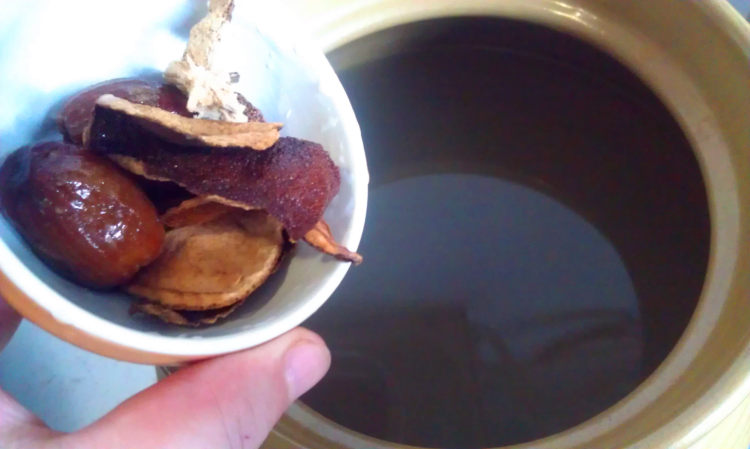 陈皮绿豆鸽子汤步骤3