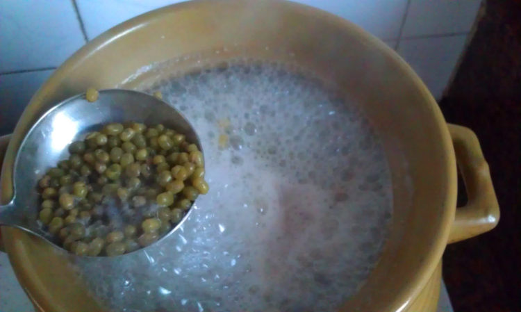 陈皮绿豆鸽子汤步骤7
