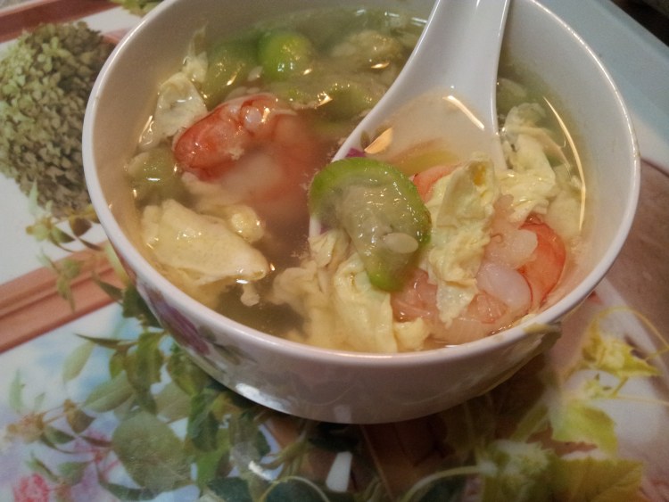 丝瓜虾仁蛋花汤步骤8