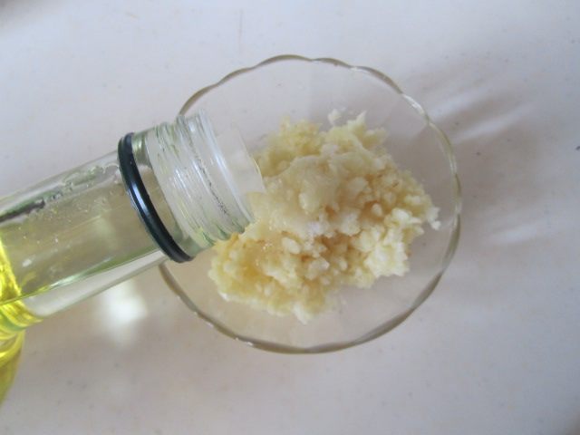 虾仁粉丝蒸丝瓜步骤1