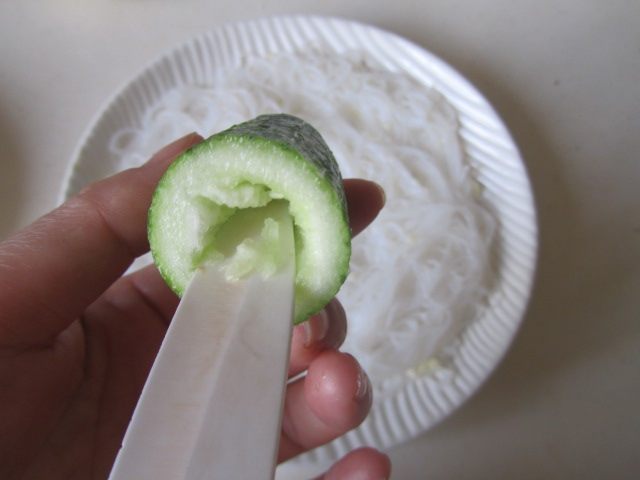 虾仁粉丝蒸丝瓜步骤6