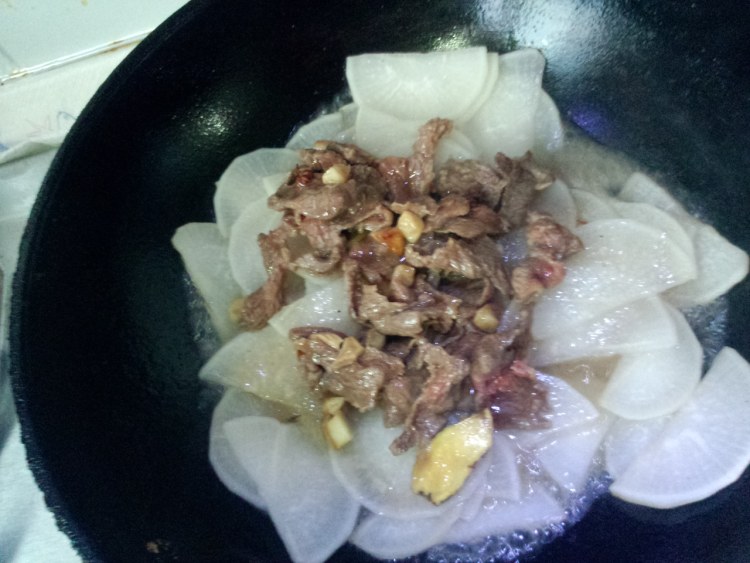 牛肉炒萝卜步骤11