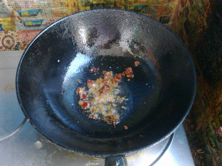 冬瓜蒜苔炒肉步骤2