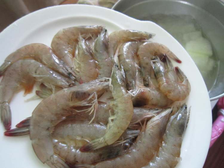 冬瓜虾汤步骤7