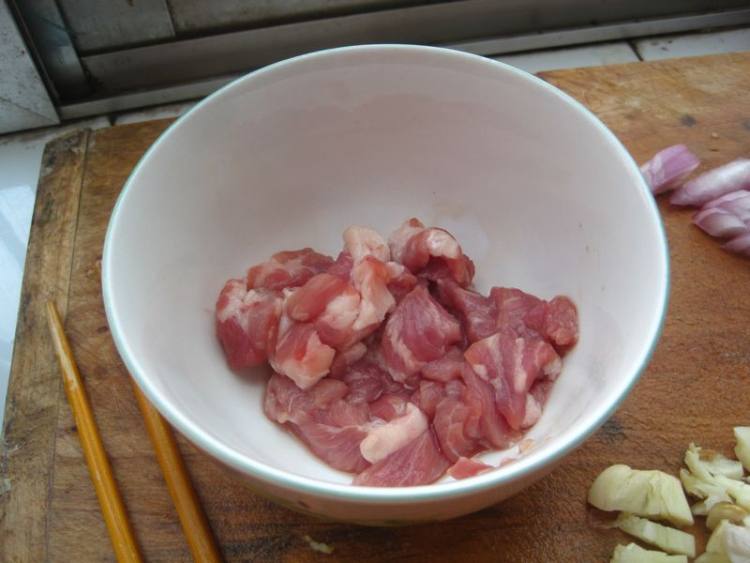 丝瓜炒洋葱碎步骤3