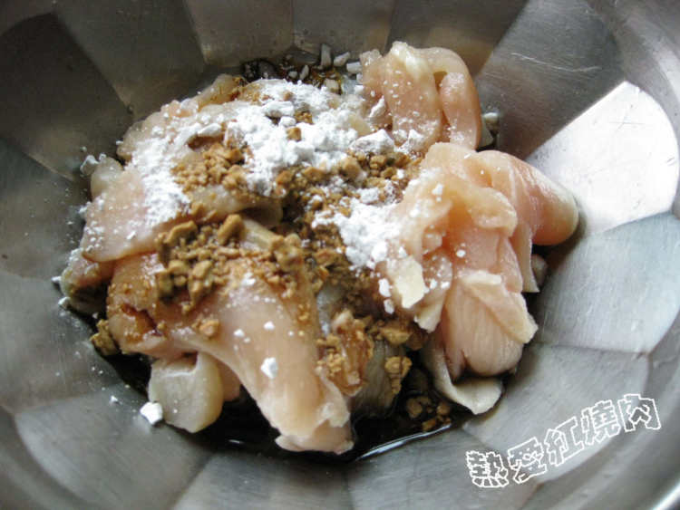 鸡片炒丝瓜步骤1