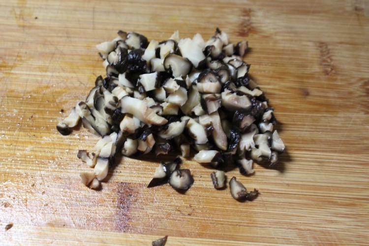 香菇米肠绿豆粥步骤7