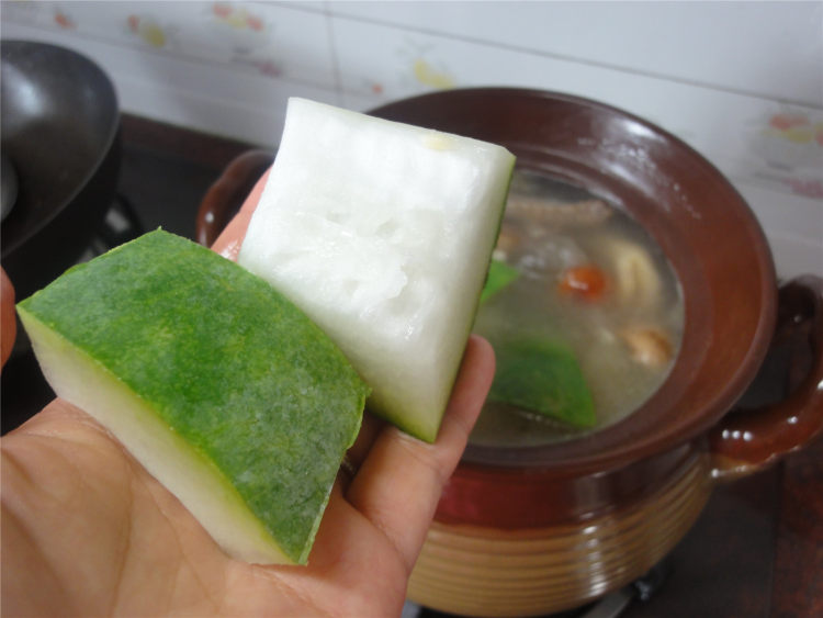 冬瓜薏米煲老鸭步骤7