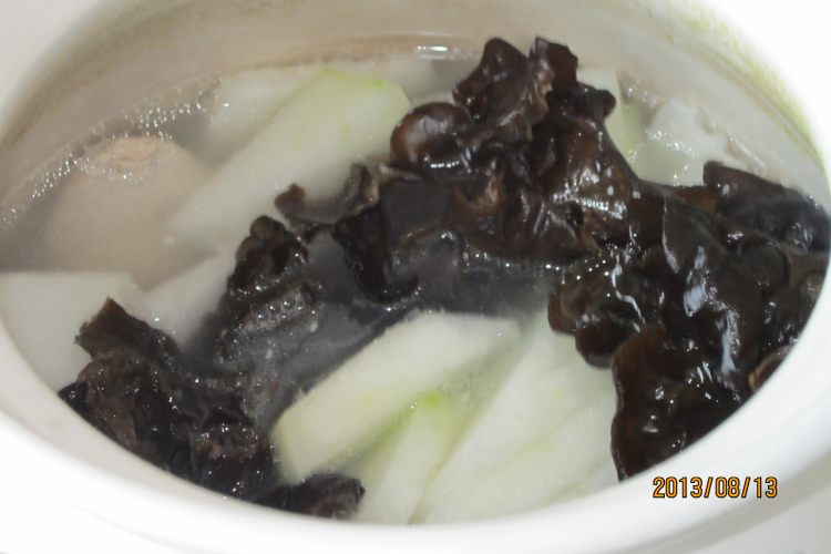 冬瓜木耳排骨汤步骤9