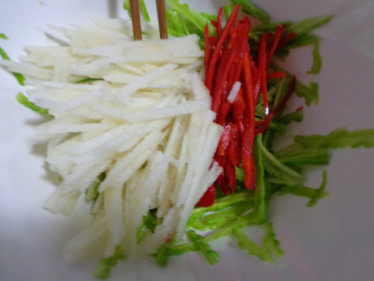 生梨拌苦瓜步骤5