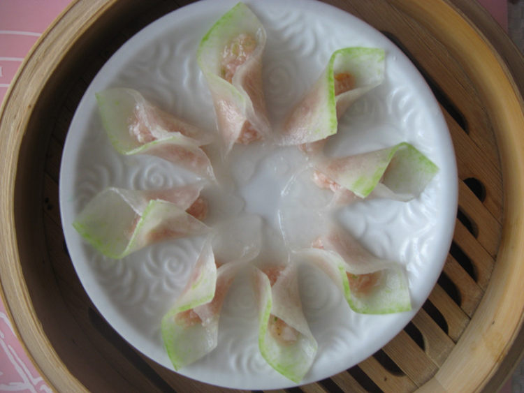 水晶冬瓜饺步骤7