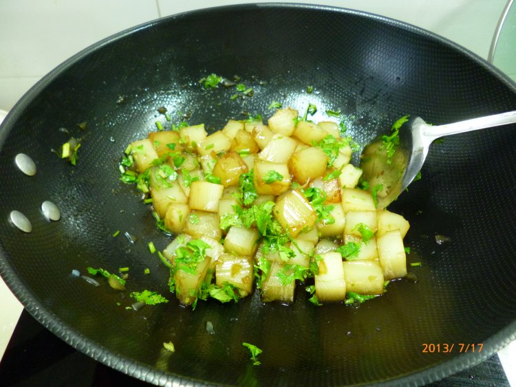 香菜炒凉粉步骤8