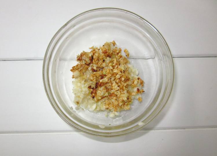 金银蒜果干蒸丝瓜步骤6