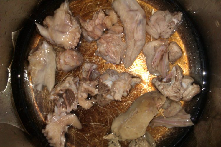 冬瓜笋干鸭肉汤步骤5
