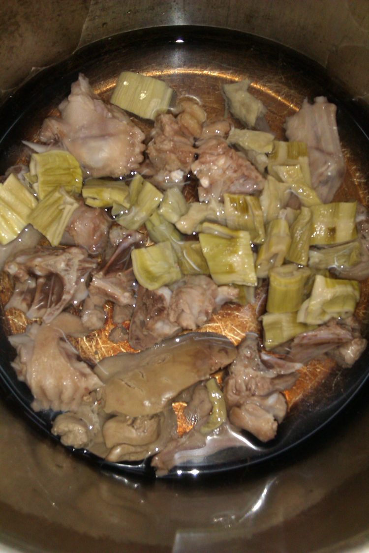 冬瓜笋干鸭肉汤步骤6