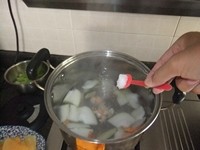 冬瓜大虾汤步骤7