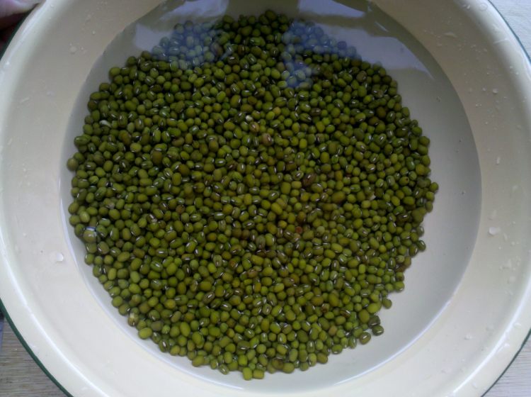 红枣绿豆汤步骤2
