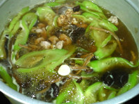 茶树菇丝瓜肉片汤步骤17