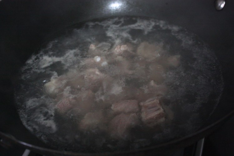 绿豆冬瓜排骨汤步骤6