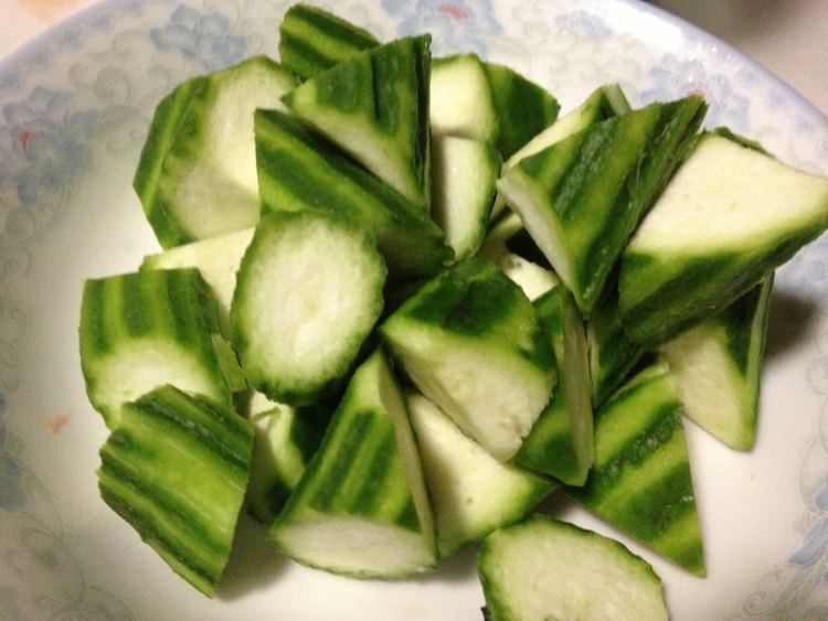 丝瓜炒干虾步骤4