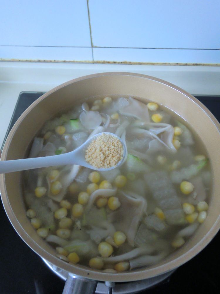 蘑菇玉米冬瓜汤步骤10