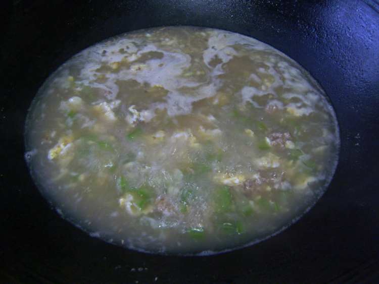 丝瓜肉碎鸡蛋汤步骤8