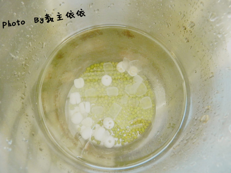 莲子绿豆饮步骤3