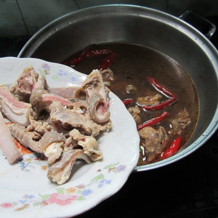 羊肉萝卜干锅步骤5