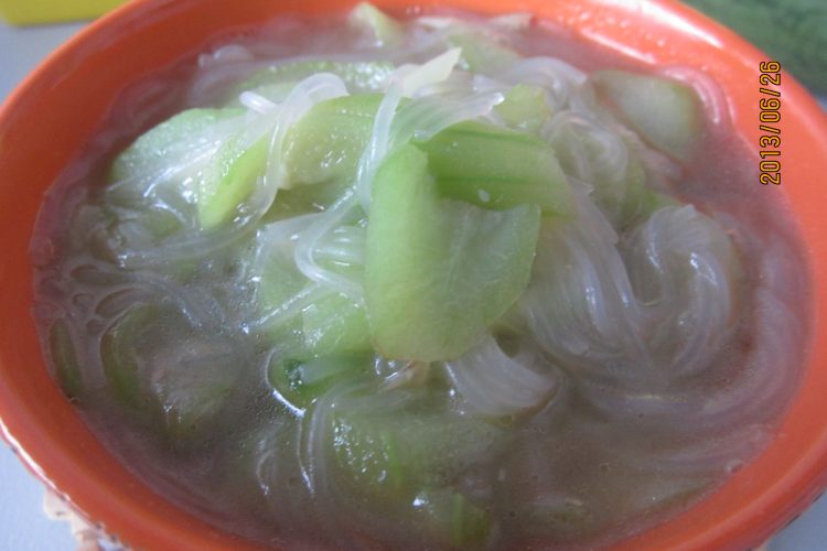 丝瓜粉丝汤步骤12