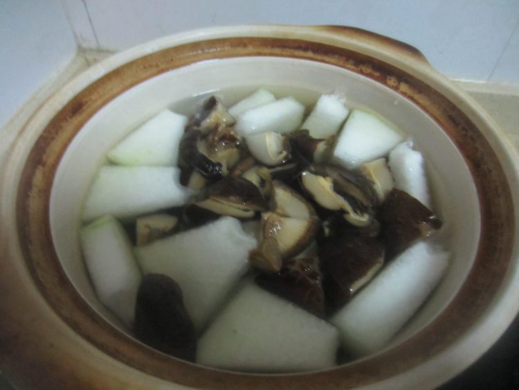 冬瓜香菇汤步骤5