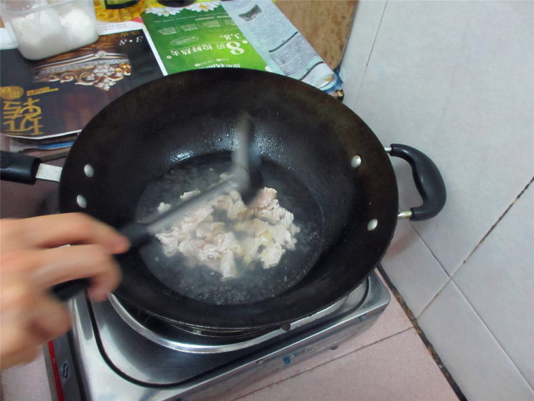 丝瓜瘦肉汤步骤7