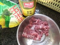 丝瓜炒肉沫步骤2