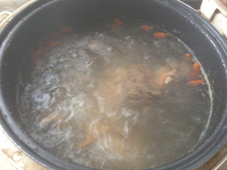 海米冬瓜大骨汤步骤6