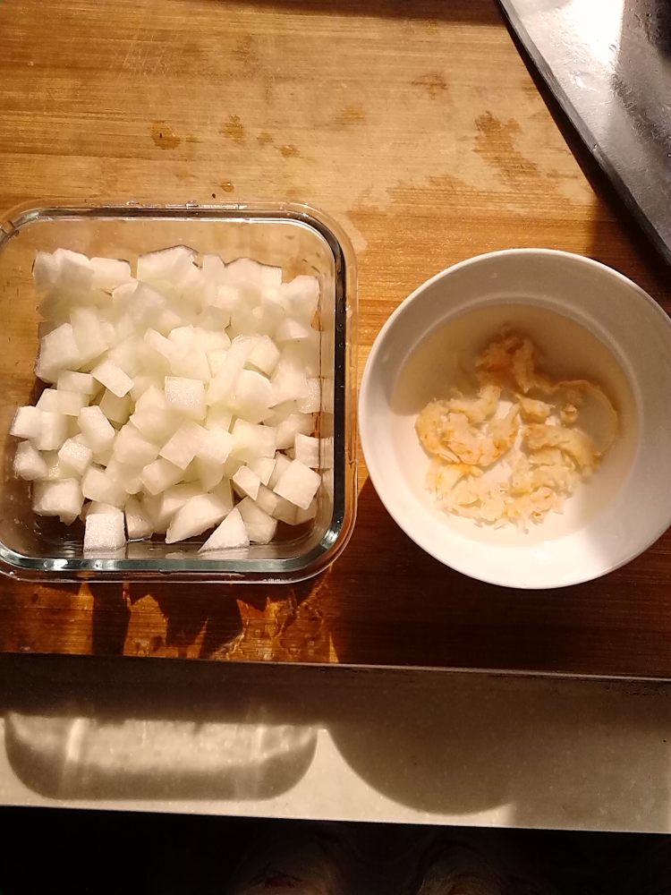 冬瓜菠菜烧日本豆腐步骤1