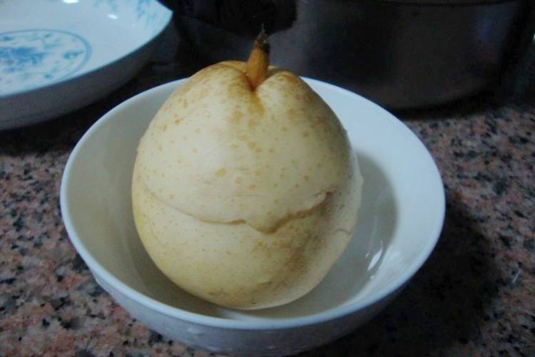 蜂蜜炖梨步骤4