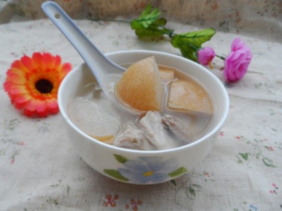 川贝雪梨煲瘦肉步骤6
