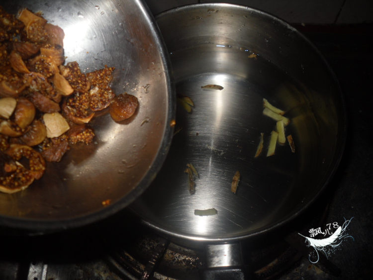 无花果瘦肉汤步骤5