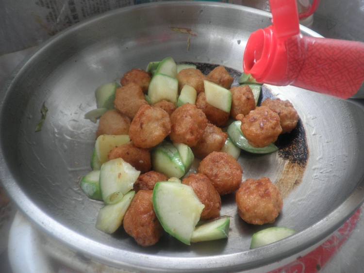 豆腐丸子烧西葫芦步骤14