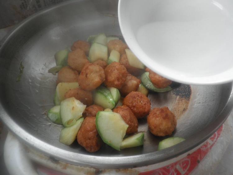 豆腐丸子烧西葫芦步骤15