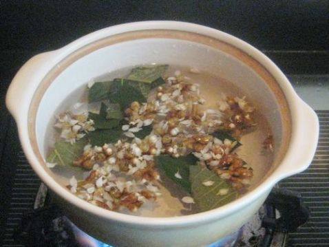 枇杷花糯米粥步骤3