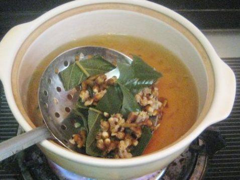 枇杷花糯米粥步骤5