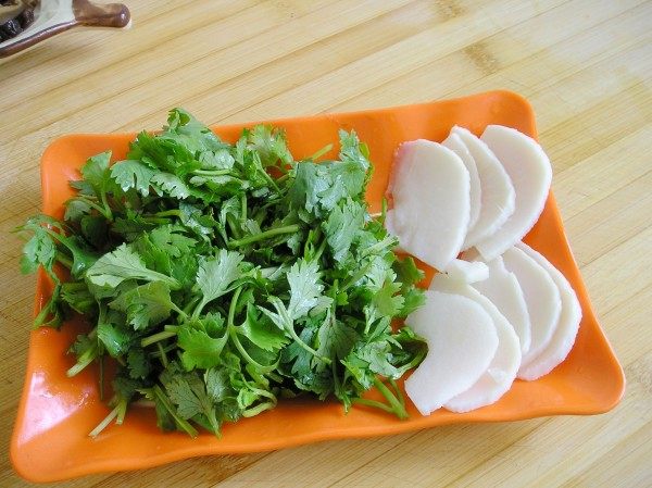 菌汤豆腐步骤4