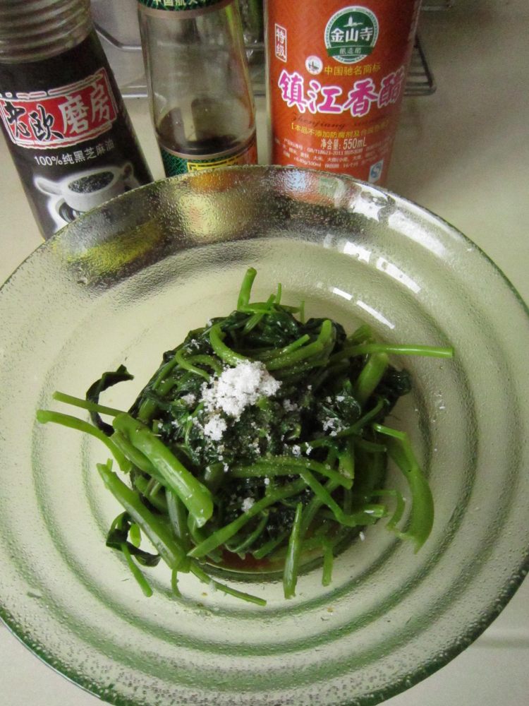 酸辣空心菜步骤5