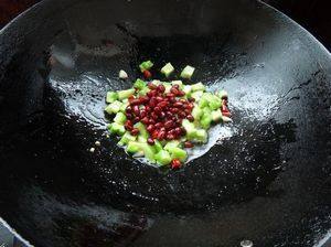 花生炒苦瓜步骤6