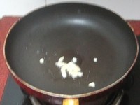 胡萝卜丝炒包菜步骤4