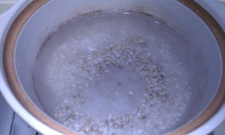 南瓜薏仁粥步骤6