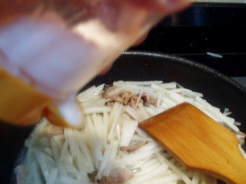 肉炒白萝卜步骤7