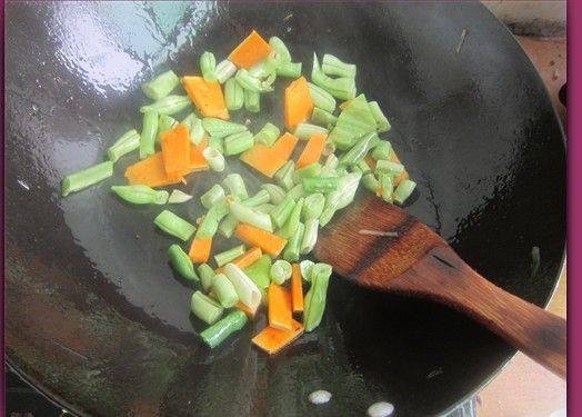 南瓜豆角面步骤3