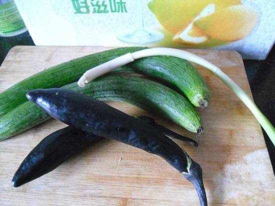茄条丝瓜步骤1